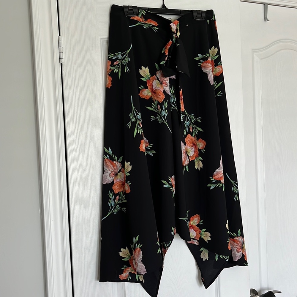 Top shop asymmetrical floral skirt